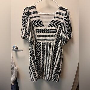 Black and white patterned dress